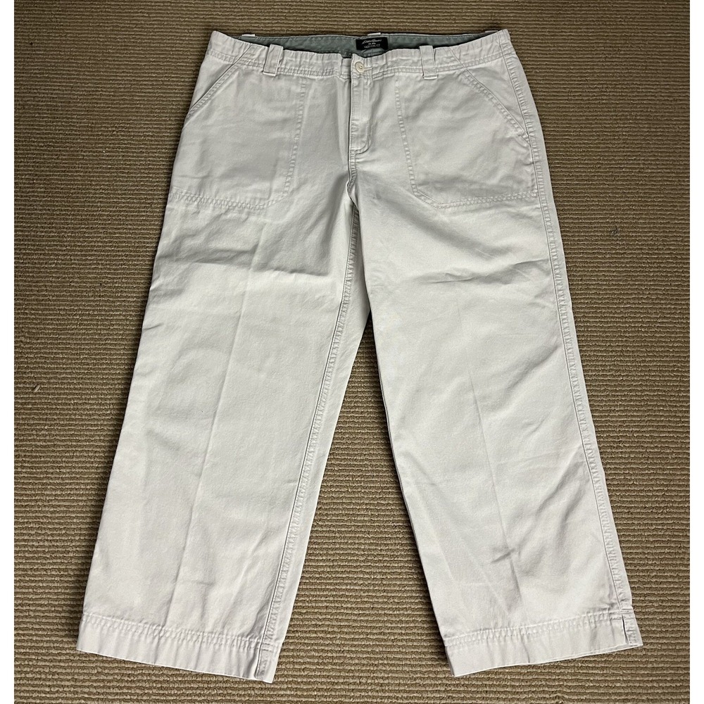Eddie‎ Bauer Women's Vashon Fit Khaki Chino Capri Beige Pants Size 10